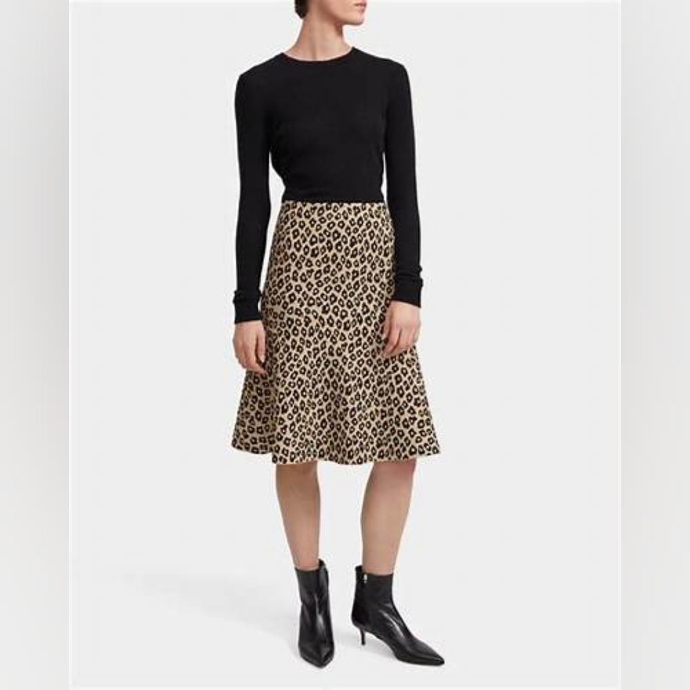 NWT, Theory Glossed Leopard Knit Skirt - Picture 14 of 15